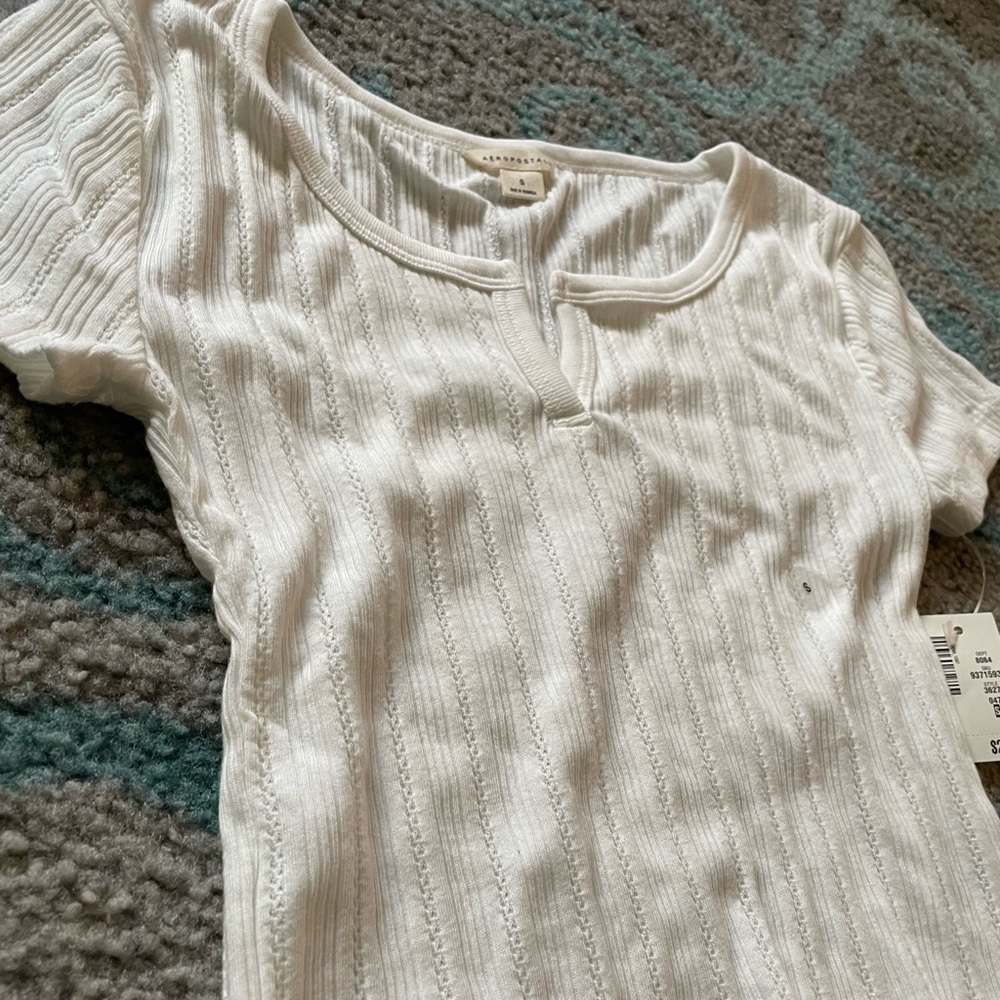 NWT! Ribbed crop top - Picture 5 of 6